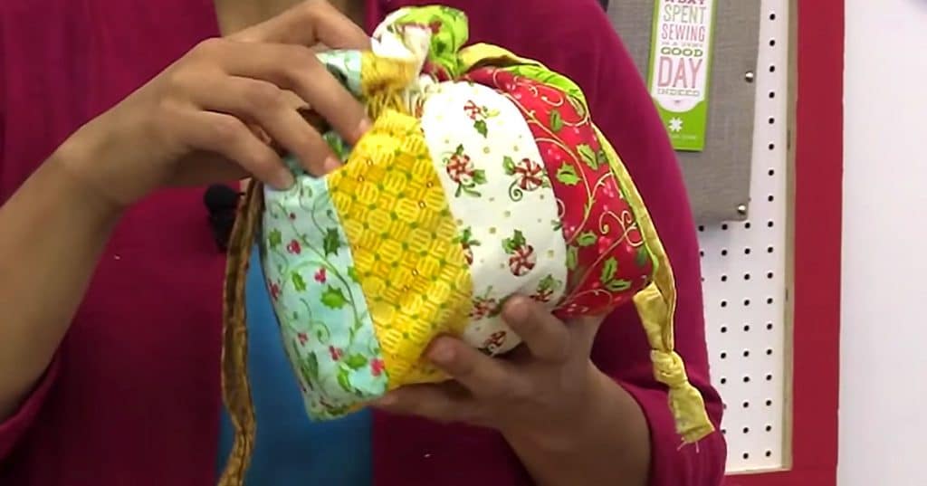 How to Make A Fabric Gift Bag