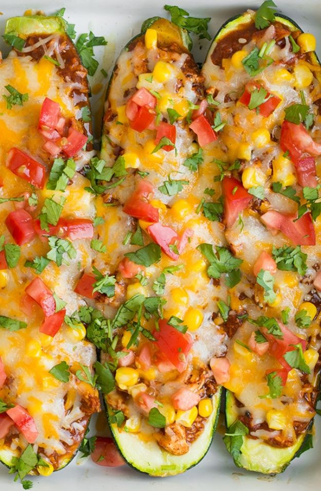 Best Lowfat Recipes - Chicken Enchilada Zucchini Boats - Easy Low fat and Healthy Recipe Ideas For Eating Well and Dieting, Weight Loss - Quick Breakfasts, Lunch, Dinner, Snack and Desserts - Foods with Chicken, Vegetables, Salad, Low Carb, Beef, Egg, Gluten Free #lowfatrecipes 