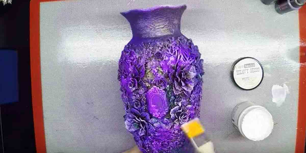 You’ll Be Blown Away How She Transforms A Plain Vase Into An Amazing Piece Of Art! | DIY Joy Projects and Crafts Ideas