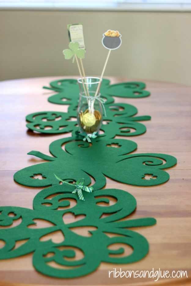 St Patricks Day Decor Ideas - No- Sew Shamrock Table Runner - DIY St. Patrick's Day Party Decorations and Home Decor Crafts - Projects for Walls, Hanging Banners, Wreaths, Tabletop Centerpieces and Party Favors - Green Shamrocks, Leprechauns and Cute and Easy Do It Yourself Decor For Parties - Cheap Dollar Store Ideas for Those On A Budget http://diyjoy.com/diy-st-patricks-day-decor