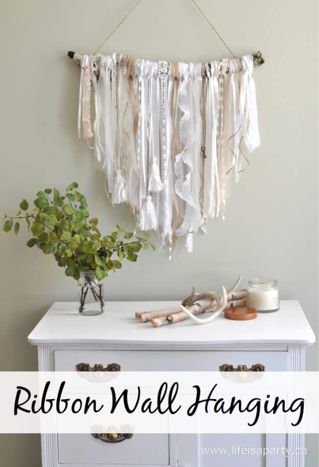 35 DIY Wall Hangings For The Home