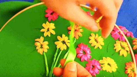 She Threads Her Needle With Ribbon And Makes These Incredible Flowers. Learn How! | DIY Joy Projects and Crafts Ideas