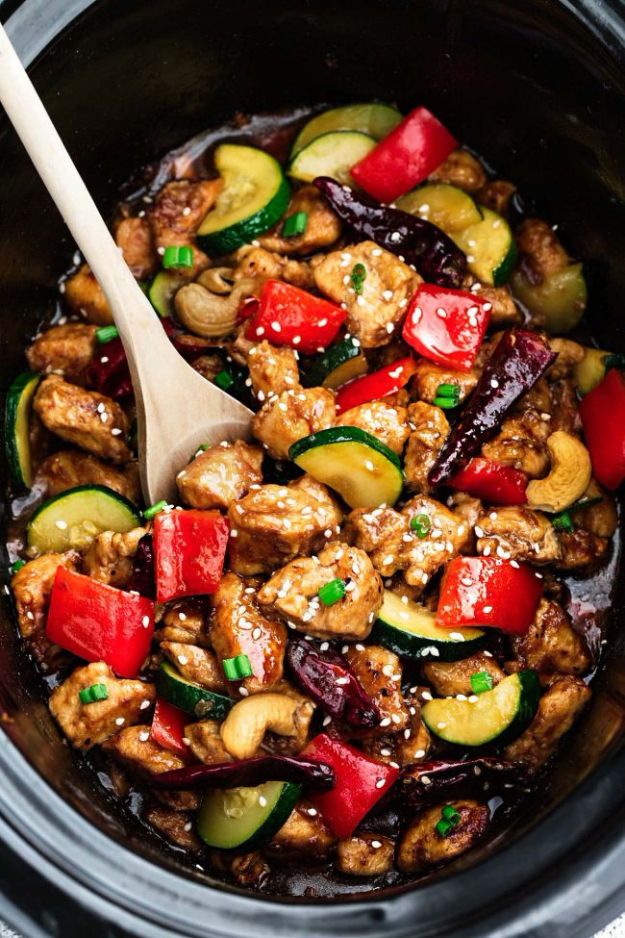 Best Lowfat Recipes - Skinny Slow Cooker Kung Pao Chicken - Easy Low fat and Healthy Recipe Ideas For Eating Well and Dieting, Weight Loss - Quick Breakfasts, Lunch, Dinner, Snack and Desserts - Foods with Chicken, Vegetables, Salad, Low Carb, Beef, Egg, Gluten Free #lowfatrecipes 