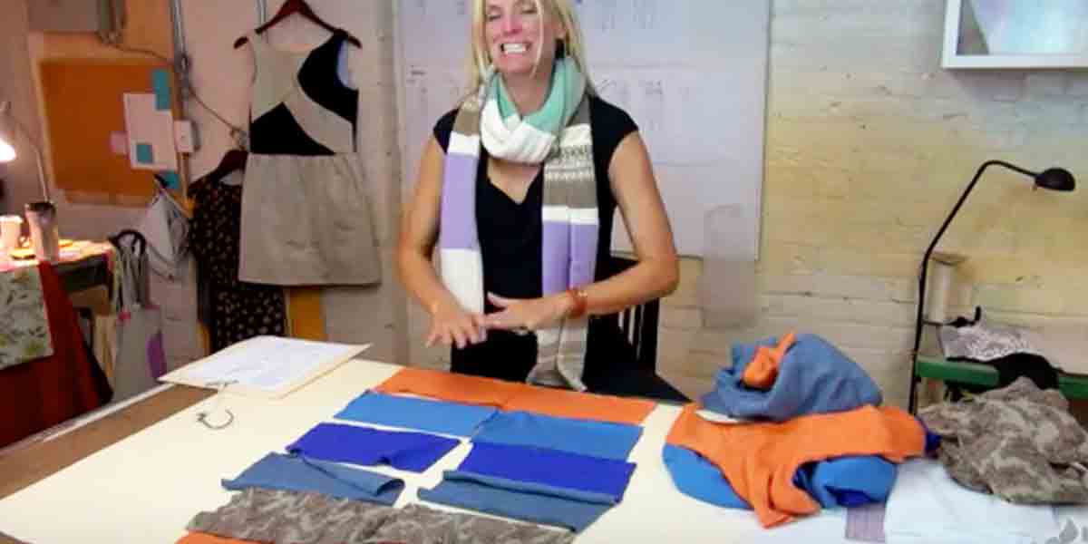 Watch The Clever Way She Repurposes Old Sweaters! | DIY Joy Projects and Crafts Ideas