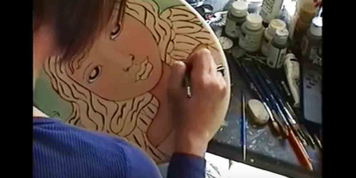 She Paints This Unbelievably Amazing Angel After Using A Wood Burner To Draw Her Face | DIY Joy Projects and Crafts Ideas