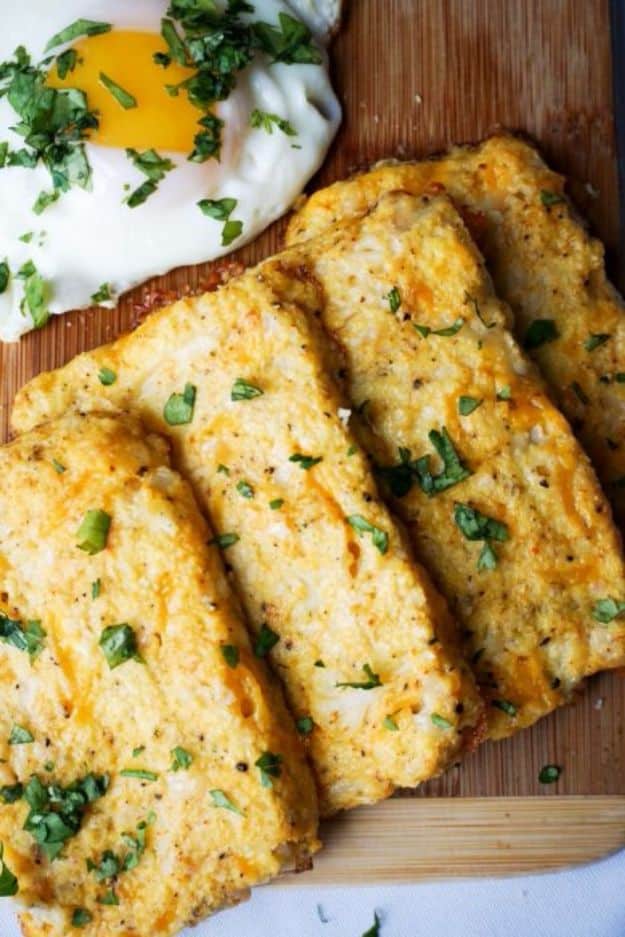 Best Keto diet recipes for beginners - Cauliflower Keto Hash Browns Recipe -Keto diet recipes breakfast ideas - Gluten Free and Low Carb Pinterest Keto Ideas