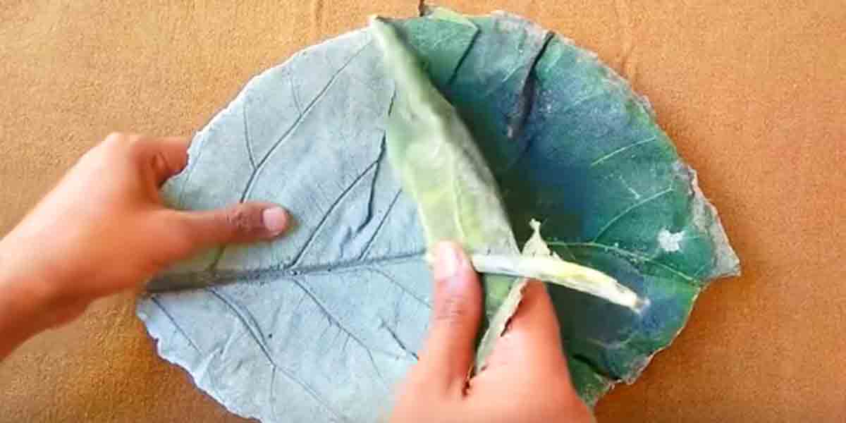 This Beautiful Leaf Craft Is So Easy To Do, Make Great Gifts And Serve Many Purposes! | DIY Joy Projects and Crafts Ideas