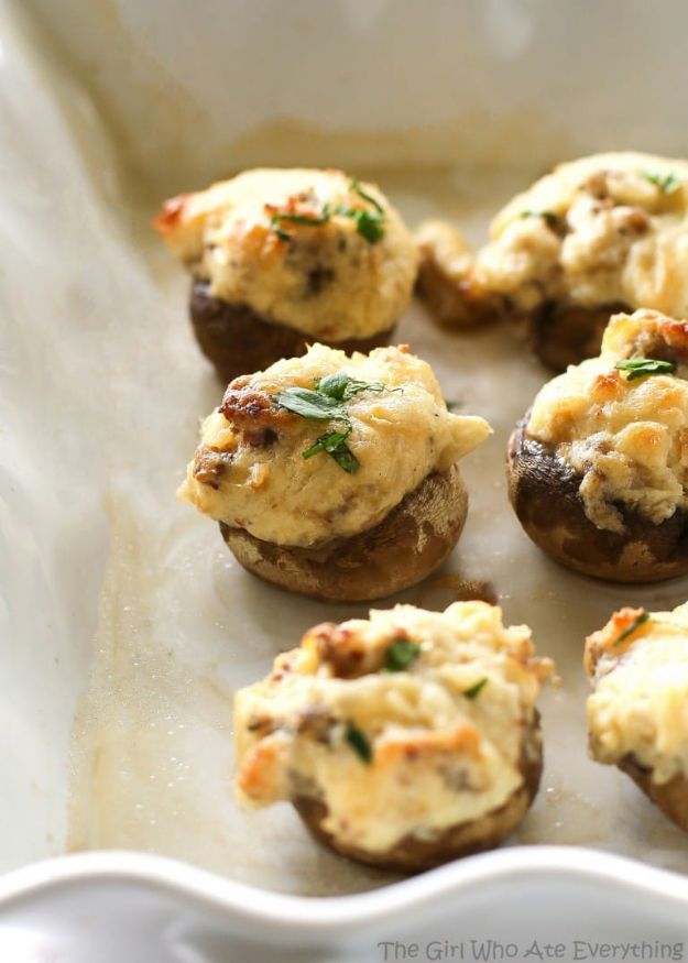 Gluten Free Appetizers - Stuffed Mushrooms - Easy Flourless and Glutenfree Snacks, Wraps, Finger Foods and Snack Recipes - Recipe Ideas for Gluten Free Diets #glutenfree 