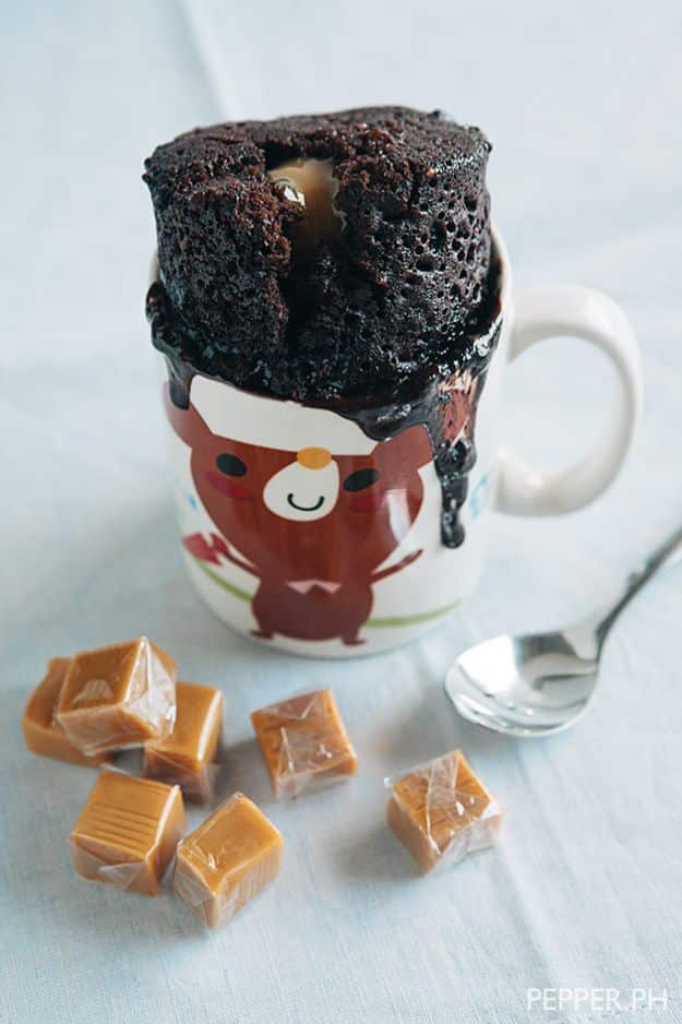 Quick Dessert Recipes - Easy Salted Caramel Chocolate Mug Cake Recipe - Fast Desserts to Make In Minutes - Sweet Treats, Cookies, Cake and Snack Ideas