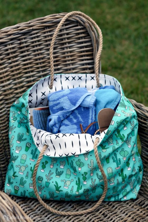 Cool Things To Sew For Summer - Beach Tote - Easy Dresses, Cute Skirts, Maxi Dress, Shorts, Pants and Tops 