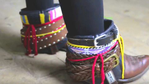 Make These Fabulously Popular Boho Boots And Save Yourself A Lot Money. Learn How! | DIY Joy Projects and Crafts Ideas