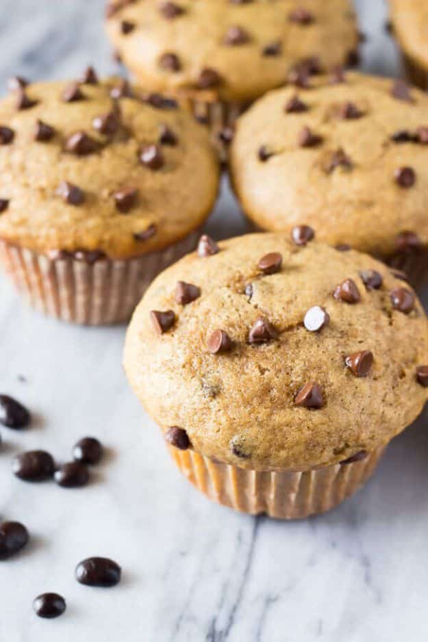 Coffee Drink Recipes - Cappuccino Chocolate Chip Muffins - Easy Drinks and Coffees To Make At Home - Frozen, Iced, Cold Brew and Hot Coffee Recipe Ideas - Sugar Free, Low Fat and Blended Drinks - Mocha, Frappucino, Caramel, Chocolate, Latte and Americano - Flavored Coffee, Liqueur and After Dinner Drinks With Alcohol, Dessert Ideas for Parties #coffeedrinks #coffeerecipes #coffee #drinkrecipes
