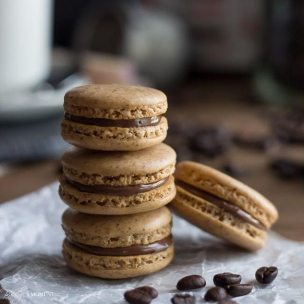 Coffee Drink Recipes - Coffee Macarons with Nutella Filling - Easy Drinks and Coffees To Make At Home - Frozen, Iced, Cold Brew and Hot Coffee Recipe Ideas - Sugar Free, Low Fat and Blended Drinks - Mocha, Frappucino, Caramel, Chocolate, Latte and Americano - Flavored Coffee, Liqueur and After Dinner Drinks With Alcohol, Dessert Ideas for Parties #coffeedrinks #coffeerecipes #coffee #drinkrecipes