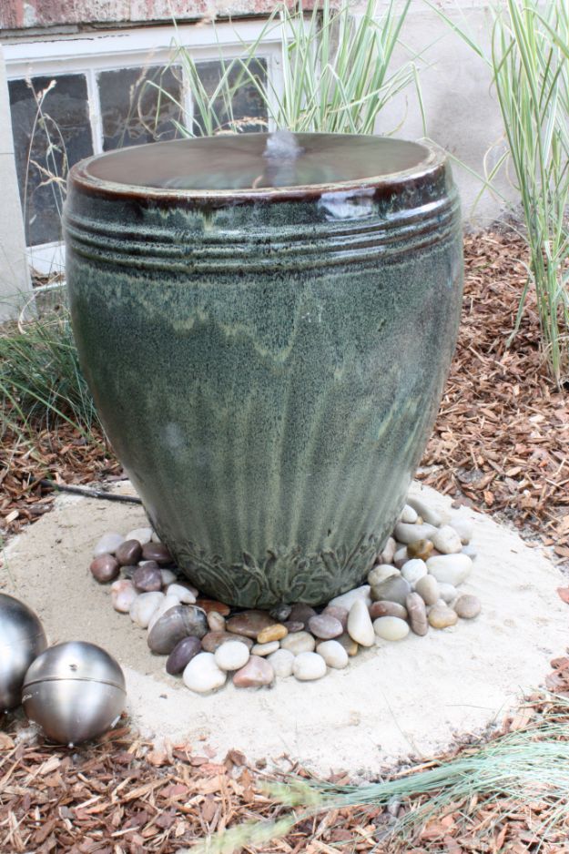DIY Fountains - DIY Backyard Fountain - Easy Ways to Make A Fountain in the Backyard - Do It Yourself Projects for the Garden - DIY Home Improvement on a Budget - Step by Step DIY Tutorials With Instructions http://diyjoy.com/diy-fountains