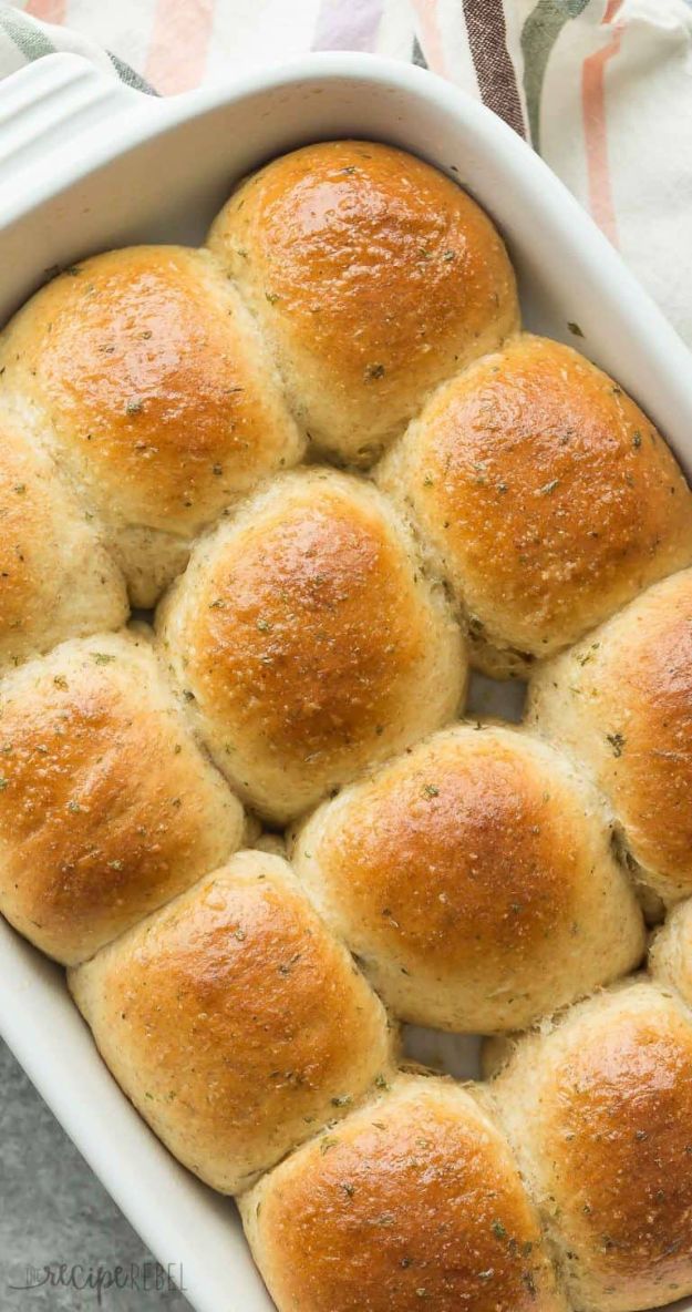 Homemade Garlic Herb Dinner Rolls - How to Make Rolls - Recipe for Bread