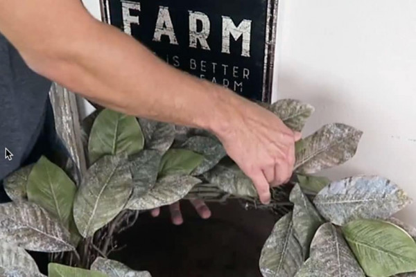 Magnolia Wreath DIY - How to Make a Joanna Gaines Style Wreath - Home Decor