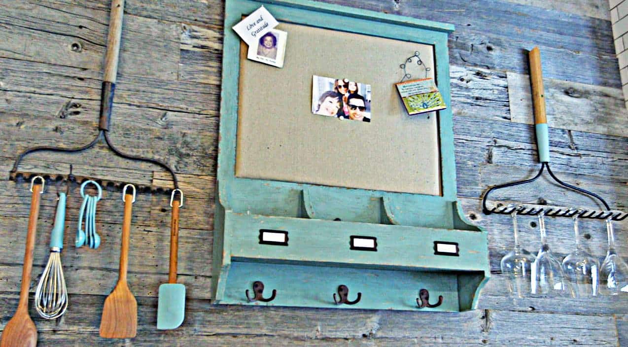 Repurpose Your Rake Into This Adorable Storage Rack For Free | DIY Joy Projects and Crafts Ideas