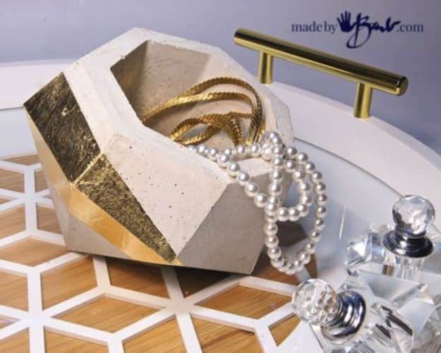 DIY Projects With Concrete - Concrete Geometric Polyhedron Container - Easy Home Decor and Cheap Crafts Made With Cement - Ideas for DIY Christmas Gifts, Outdoor Decorations