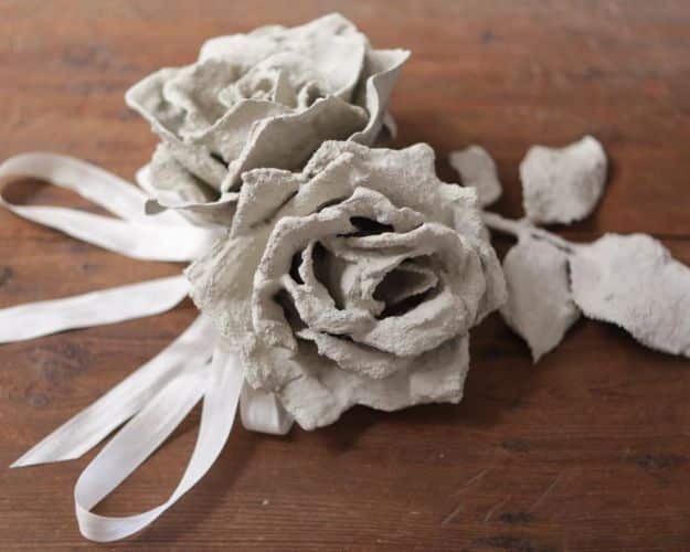 DIY Projects With Concrete - DIY Concrete Flowers - Easy Home Decor and Cheap Crafts Made With Cement - Ideas for DIY Christmas Gifts, Outdoor Decorations