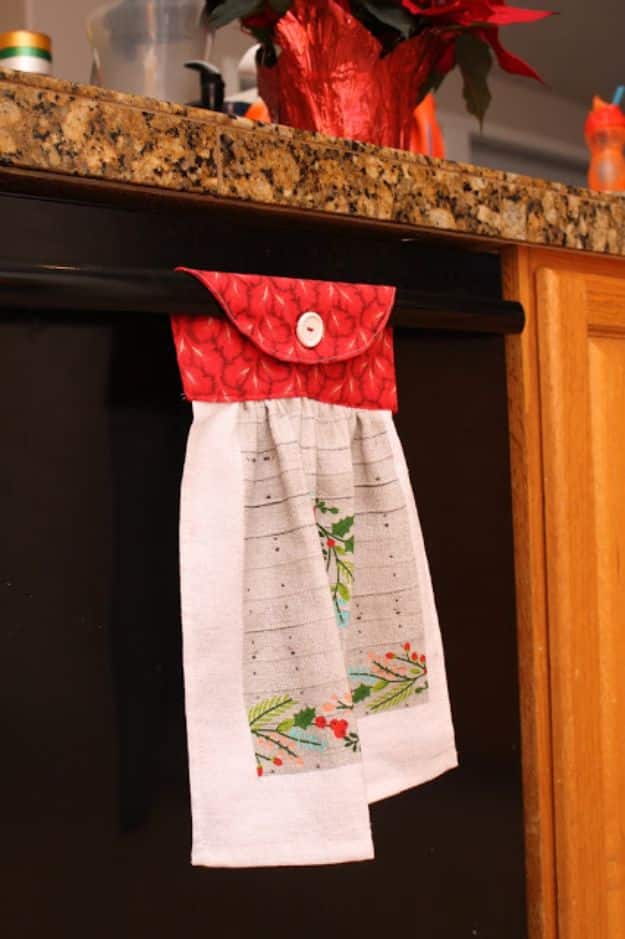 How to Sew a Hanging Towel - Easy DIY for Your Kitchen - Melly Sews