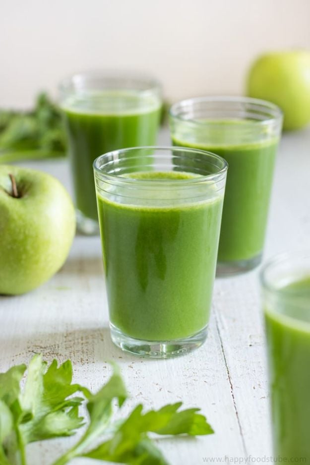DIY Juice Recipes for Health, Detox and Energy - Glowing Skin Green Juice - Juicing for Beginners With Fruit and Vegetables - Recipe Ideas and Mixes for Juices That Promote Weightloss, Help With Inflammation, For Cancer, For Skin, Cleanse and for Fat Burning - Try These for Kids, for Breakfast, Lunch and Post Workout 
