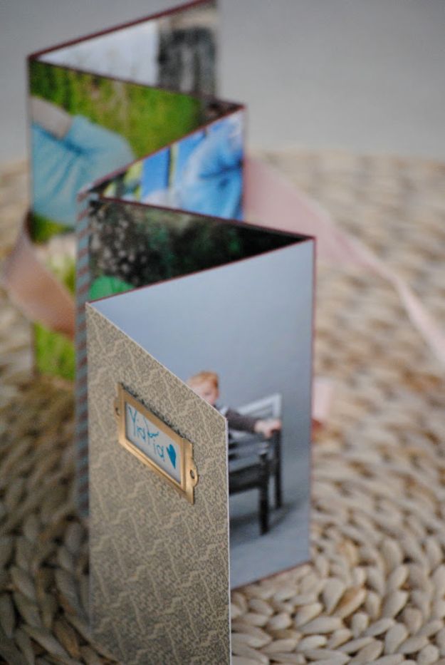 DIY Photo Albums - Homemade Photo Album - Easy DIY Christmas Gifts for Grandparents, Friends, Him or Her, Mom and Dad - Creative Ideas for Making Wall Art and Home Decor With Photos