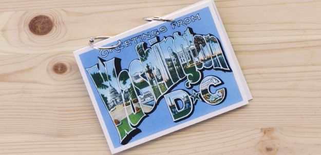 DIY Photo Albums - Postcard Photo Album - Easy DIY Christmas Gifts for Grandparents, Friends, Him or Her, Mom and Dad - Creative Ideas for Making Wall Art and Home Decor With Photos