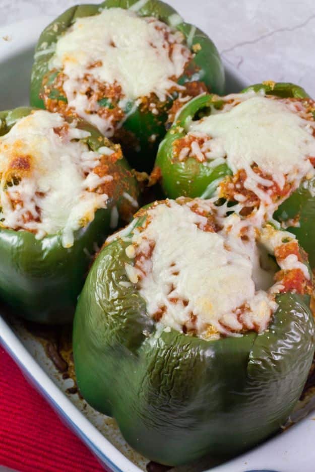 Best Kale Recipes - Quinoa Kale Stuffed Peppers - Healthy Green Vegetable Cooking for Salads, Soup, Lunches, Stir Fry and Dinner - Kale Chips. Salad, Shredded, Cooked, Fresh and Sauteed Kale - Vegan, Vegetarian, Keto, Low Carb and Lowfat Recipe Ideas #kale #kalerecipes #vegetablerecipes #veggies #recipeideas #dinnerideas 