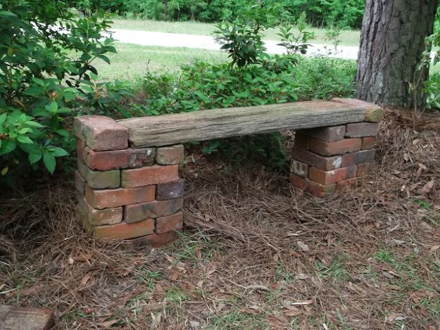 DIY Ideas With Bricks - Brick Outdoor Bench - Home Decor and Creative Do It Yourself Projects to Make With Bricks - Ideas for Patio, Walkway, Fireplace, Firepit, Mantle, Grill and Art - Inexpensive Decoration Tutorials With Step By Step Instruction for Brick DIY #diy #homeimprovement
