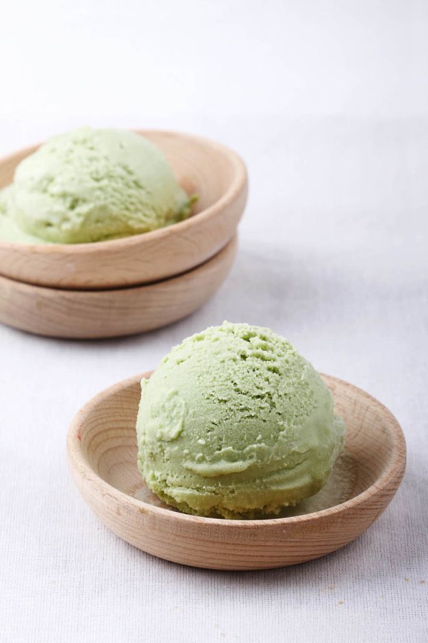 Homemade Ice Cream Recipes - Homemade Green Tea Matcha Ice Cream - How To Make Homemade Ice Cream At Home - Recipe Ideas for Making Vanilla, Chocolate, Strawberry, Caramel Ice Creams - Step by Step Tutorials for Easy Mixes and Dairy Free Options - Cuisinart and Ice Cream Machine, No Churn, Mix in A Bag and Mason Jar 
