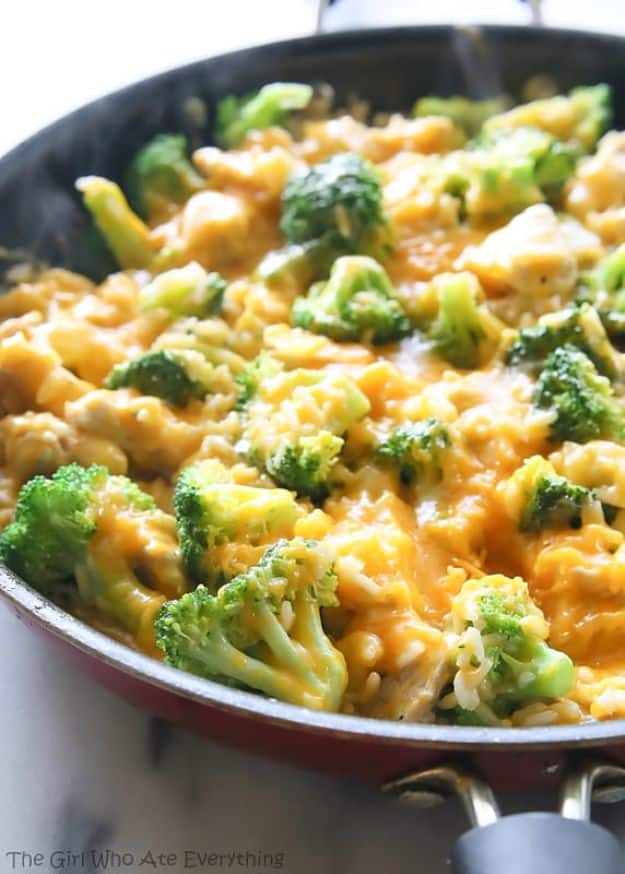  Easy Dinner Recipes - One-Pan Cheesy Chicken, Broccoli, and Rice - Quick and Simple Dinner Recipe Ideas for Weeknight and Last Minute Supper - Chicken, Ground Beef, Fish, Pasta, Healthy Salads, Low Fat and Vegetarian Dishes #easyrecipes #dinnerideas #recipes