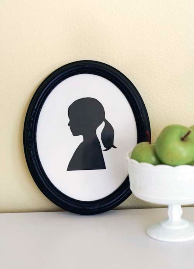 Cheap DIY Gift Ideas - Silhouettes In Under 30 Minutes - List of Handmade Gifts on A Budget and Inexpensive Christmas Presents - Do It Yourself Gift Idea for Family and Friends, Mom and Dad, For Guys and Women, Boyfriend, Girlfriend, BFF, Kids and Teens - Dollar Store and Dollar Tree Crafts, Home Decor, Room Accessories and Fun Things to Make At Home #diygifts #christmas #giftideas #diy