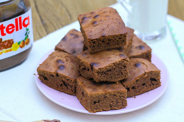 Easy 3 Ingredient Nutella Brownies Make an Quick Snack or Dessert Recipe to Try At Home