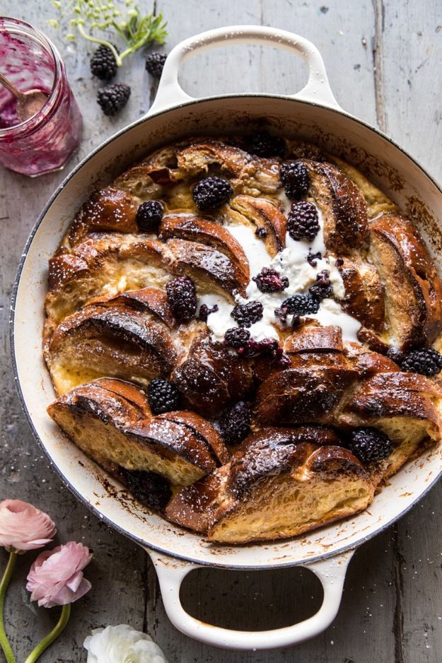 French Toast Recipes - Baked Blackberry Ricotta French Toast - Best Brunch Bites and Breakfast Ideas for French Toast - Stuffed, Baked and Creme Brulee Toasts With Fruit - Healthy Sugar Free, Gluten Free and Keto Versions - Casserole Ideas for Parties and Feeding A Crowd, Sticks and Overnight Prep - How To Make French Toast Perfectly, Classic Powdered Sugar French Toast Recipe #breakfast #frenchtoast