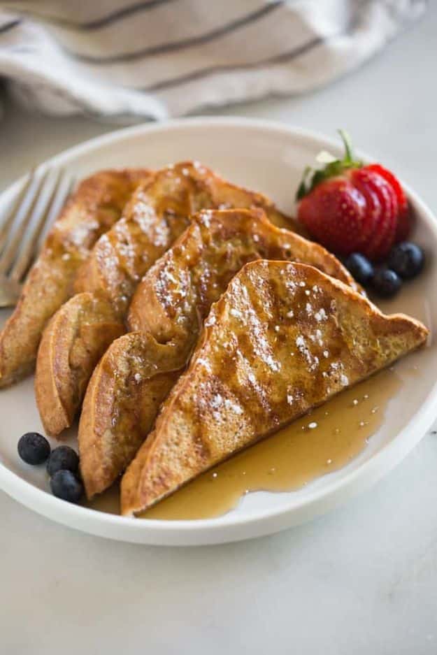 French Toast Recipes - Classic French Toast Recipe - Best Brunch and Breakfast Ideas for French Toast - Stuffed, Baked Toasts With Fruit - Healthy Sugar Free, Gluten Free and Keto Versions - Casserole Ideas for Parties and Feeding A Crowd, Sticks - How to Make French Toast