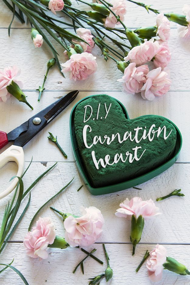 Dollar Tree Wedding Ideas - DIY Carnation Heart - Cheap and Easy Dollar Store Crafts from Your Local Dollar Tree Store - Inexpensive Wedding Decor for the Bride on A Budget - Crafts and Centerpieces, Guest Book, Favors and Decorations You Can Make for Weddings - Pretty, Creative Flowers, Table Decor, Place Cards, Signs and Event Planning Idea 