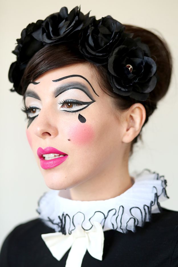 Best Halloween Makeup Tutorials - Harlequin Doll Halloween Makeup - Easy Makeup Tips and Tutorial Ideas for The Best Halloween Costume - Animals, Eyes, Creative Faces, Simple and Scary Ghosts, Skeletons and Creatures - Zombie Makeup, Cute Looks, DIY Vampire, Gypsy, Mermaid and Creepy Sugar Skull, Cool Glam Looks for A Halloween Party and Instagram Photos - Ideas for Couples and Kids 