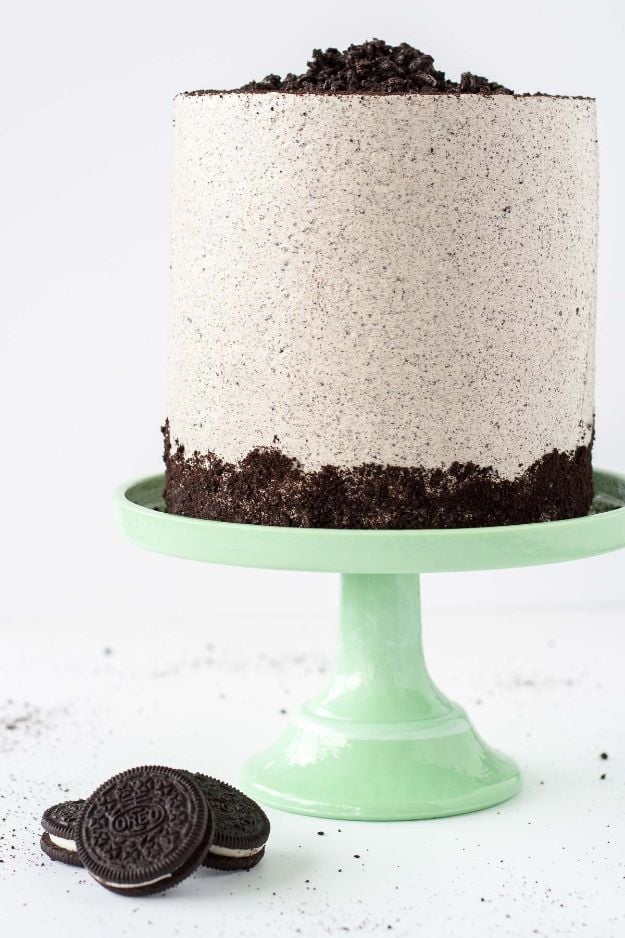 DIY Birthday Cakes - Oreo Cake - How To Make A Birthday Cake With Step by Step Tutorial - Bake Homemade Cakes for Special Occasions and Birthdays With These Best Birthday Cake Recipes - Fancy Chocolate, Basic Vanilla Buttercream easy cakes recipes birthdays