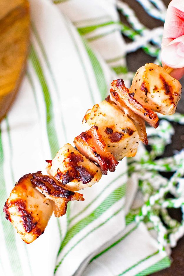 Bacon Recipes - Bacon Ranch Chicken Kabobs - Best Ideas for A Bacon Recipe - Candied Bacon, Baked Bacon In The Oven, Dishes to Have Bacon for Dinner, Appetizers, Easy and Healthy Bacon Tips - Chicken and Asparagus Dishes, Snacks, Lunches and Even Desserts http://diyjoy.com/best-bacon-recipes