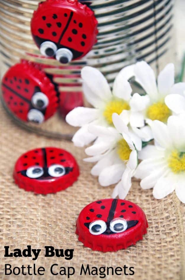 DIY Bottle Cap Crafts - Bottle Cap Magnet Lady Bugs - Make Jewelry Projects, Creative Craft Ideas, Gift Ideas for Men, Women and Kids, KeyChains and Christmas Ornaments, Presents  