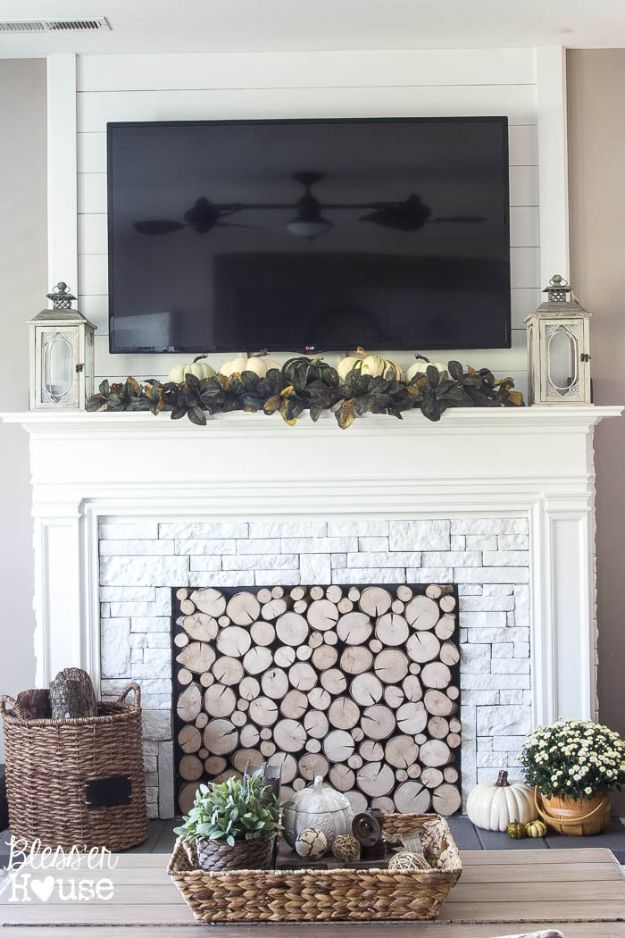 Cheap DIY Living Room Decor Ideas - DIY Faux Fireplace - Cool Modern, Rustic Creative Farmhouse Home Decor On A Budget - Do It Yourself Coffee Tables, Wall Art, Rugs, Pillows and Chairs. Step by Step Tutorials and Instructions #diydecor #livingroom #decorideas