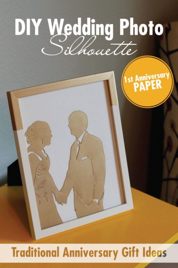 DIY anniversary Gifts - DIY Wedding Photo Silhouette - Homemade, Handmade Gift Ideas for Wedding Anniversaries - Cool, Easy and inexpensive Gifts To Make for Husband or Wife #anniverary #diy #gifts