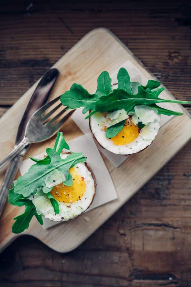 Eggs Benedict Recipes - Eggs Benedict Cumberbatch - Best Benedicts and Recipe Ideas for Breakfast, Brunch and Lunch - Easy and Quick Eggs Benedict, Classic, Salmon, Vegetarian and Healthy Variations - How to Make Hollandaise Sauce - Pioneer Woman Favorites - Eggs Benedict Casserole for A Crowd  