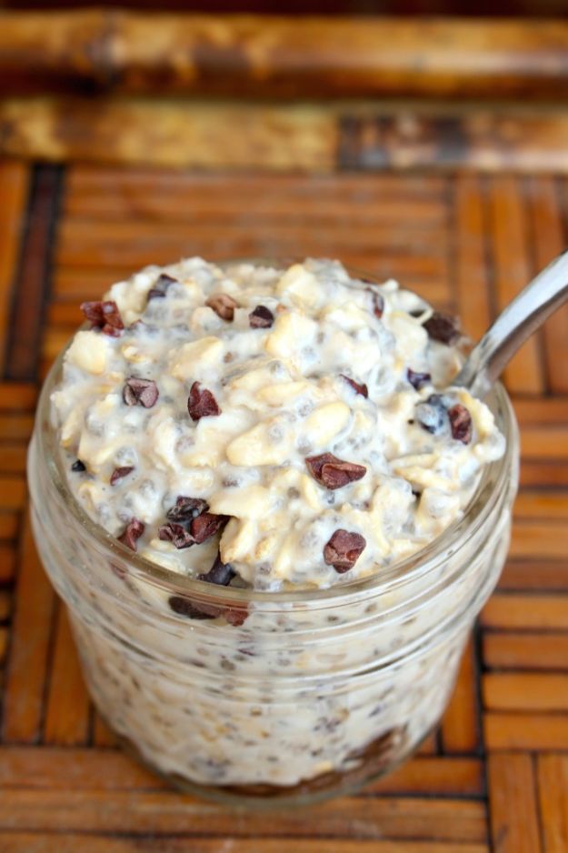 Overnight Oats Recipes - Healthy Cookie Dough Overnight Oats - Easy Breakfast Recipe Idea - Healthy Fruit to Add Blueberry, Banana, Strawberry and Pineapple, Apple Cinnamon - Brunch Ideas and Kids Breakfasts #recipes #overnightoats