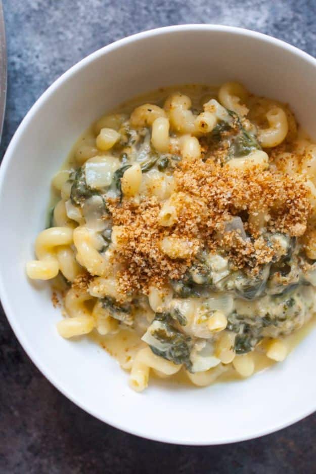 Macaroni and Cheese Recipes - One Pot Spinach Mac and Cheese - Best Mac and Cheese Recipe - Baked, Crockpot, Stovetop and Easy, Quick Variations - Homemade, Creamy Sauce - Pioneer Woman Favorites - Velveets Cheddar and 3 Cheese Bacon, Breadcrumbs   