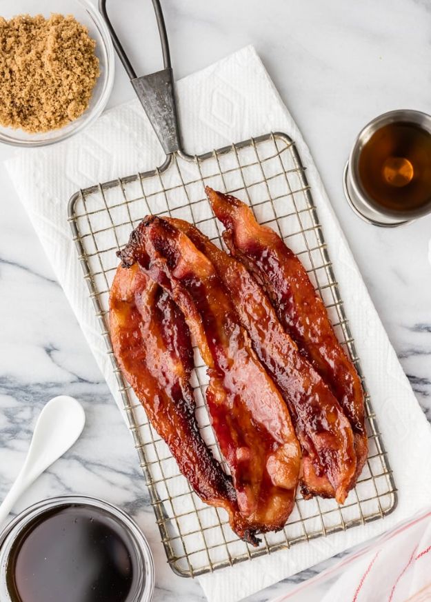 Bacon Recipes - Oven Baked Candied Whiskey Bacon - Best Ideas for A Bacon Recipe - Candied Bacon, Baked Bacon In The Oven, Dishes to Have Bacon for Dinner, Appetizers, Easy and Healthy Bacon Tips - Chicken and Asparagus Dishes, Snacks, Lunches and Even Desserts http://diyjoy.com/best-bacon-recipes