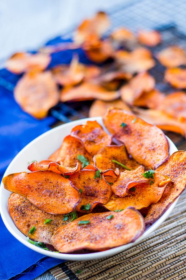 Sweet Potato Recipes - Perfect Sweet Potato Chips - Easy Recipe Ideas for Sweet Potatoes in the Crockpot, Casserole Dishes, Baked, Mashed, Candied and Roastedd - Healthy Versions of Sweet Potatoes for Thanksgiving - Dinner, Lunch and Side Dishes #recipes