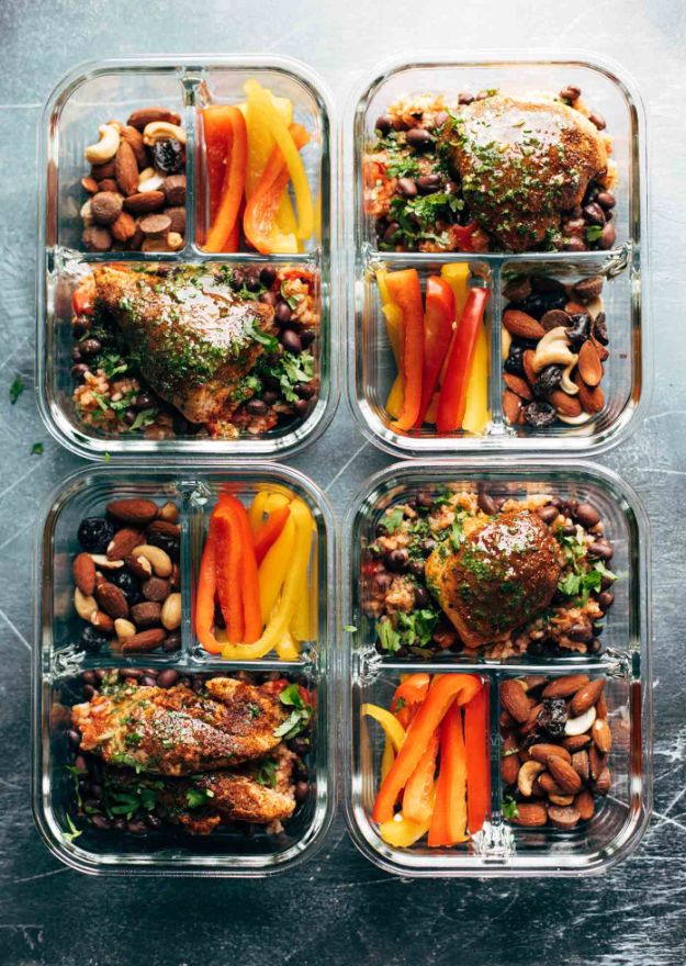 Meal Prep Ideas - Spicy Chicken Meal Prep - Recipes and Planning Tips for Making a Week of Meals - Easy, Healthy Recipe Ideas to Make Ahead - Weeknight Dinners Lunches - Crockpot Lunches, Slow Cooker Meals, Freeze Ahead 