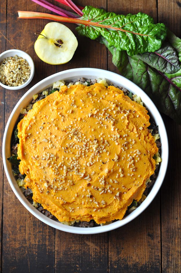 Sweet Potato Recipes - Sweet Potato Shepherd’s Pie - Easy Recipe Ideas for Sweet Potatoes in the Crockpot, Casserole Dishes, Baked, Mashed, Candied and Roastedd - Healthy Versions of Sweet Potatoes for Thanksgiving - Dinner, Lunch and Side Dishes #recipes