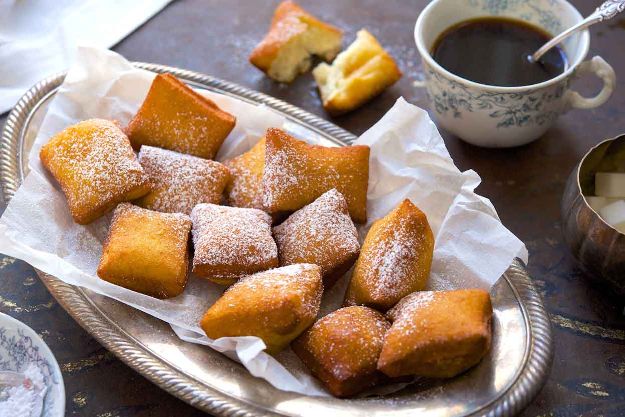Breakfast Breads - Classic Beignets - Homemade Breakfast Bread Recipes - Healthy Fruit, Nut, Banana and Vegetable Recipe Ideas - Best Brunch Dishes 